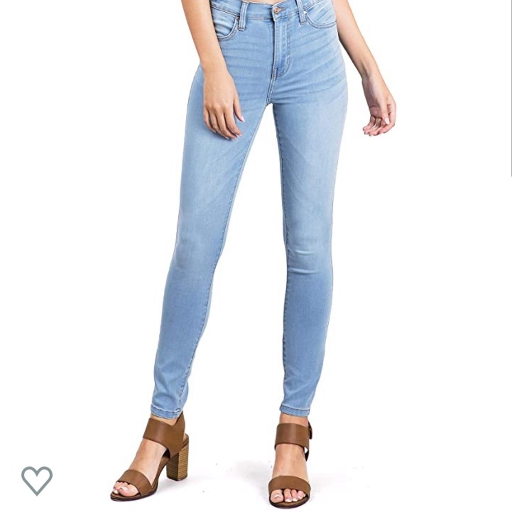 Light Wash Skinny Jeggings/Jeans